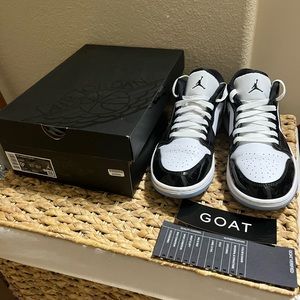 Air Jordan 1 Low Concord SE